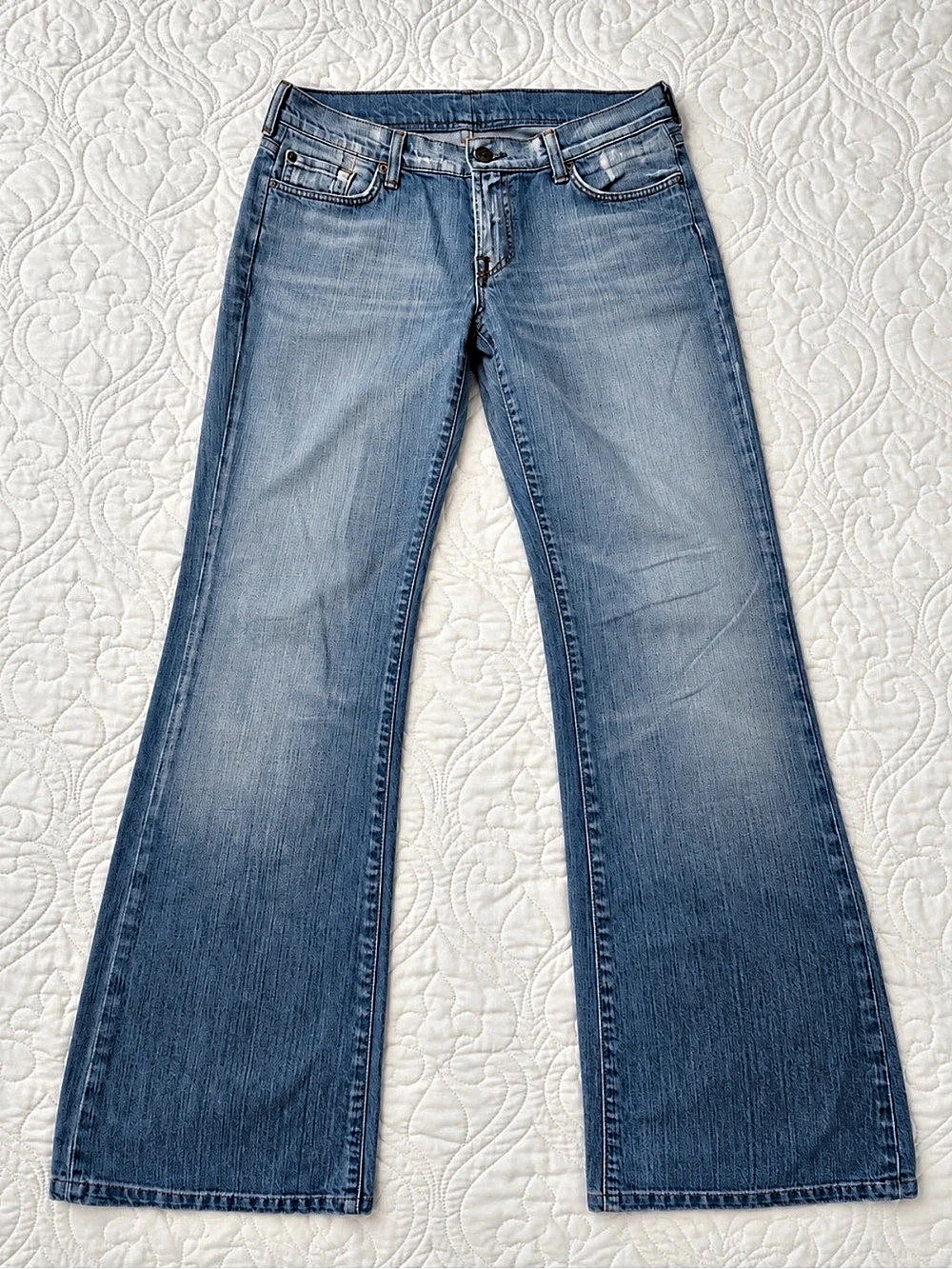 7 For All Mankind Dojo Flare Jeans in Blue Waist 32